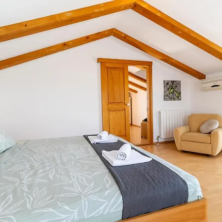 Holday Grace Apartment Umag